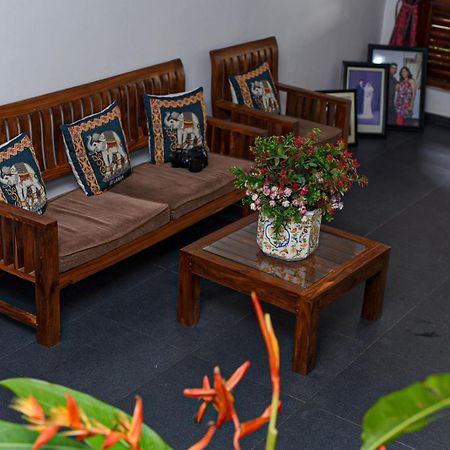 4Ty Two Homestay Galle Bagian luar foto