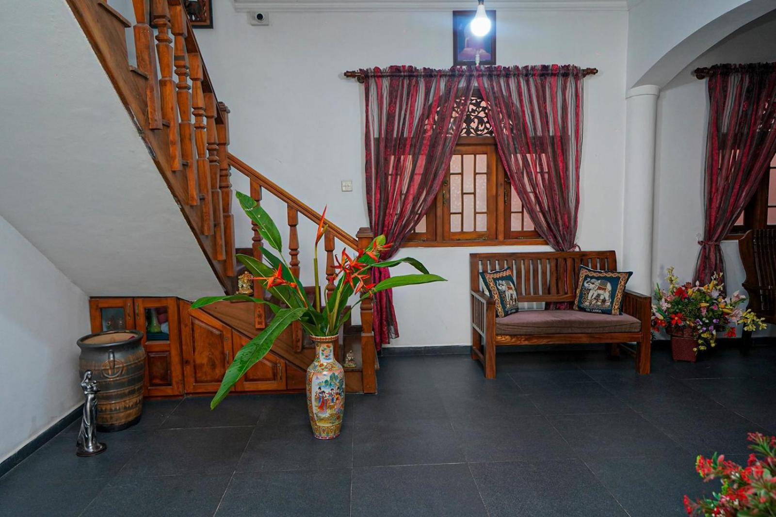 4Ty Two Homestay Galle Bagian luar foto