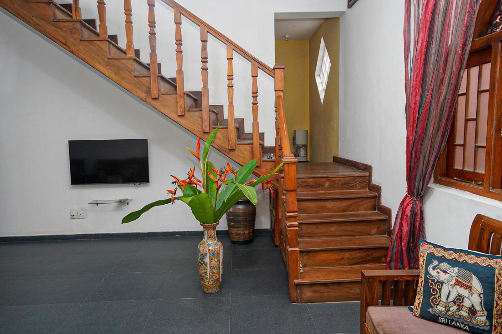 4Ty Two Homestay Galle Bagian luar foto