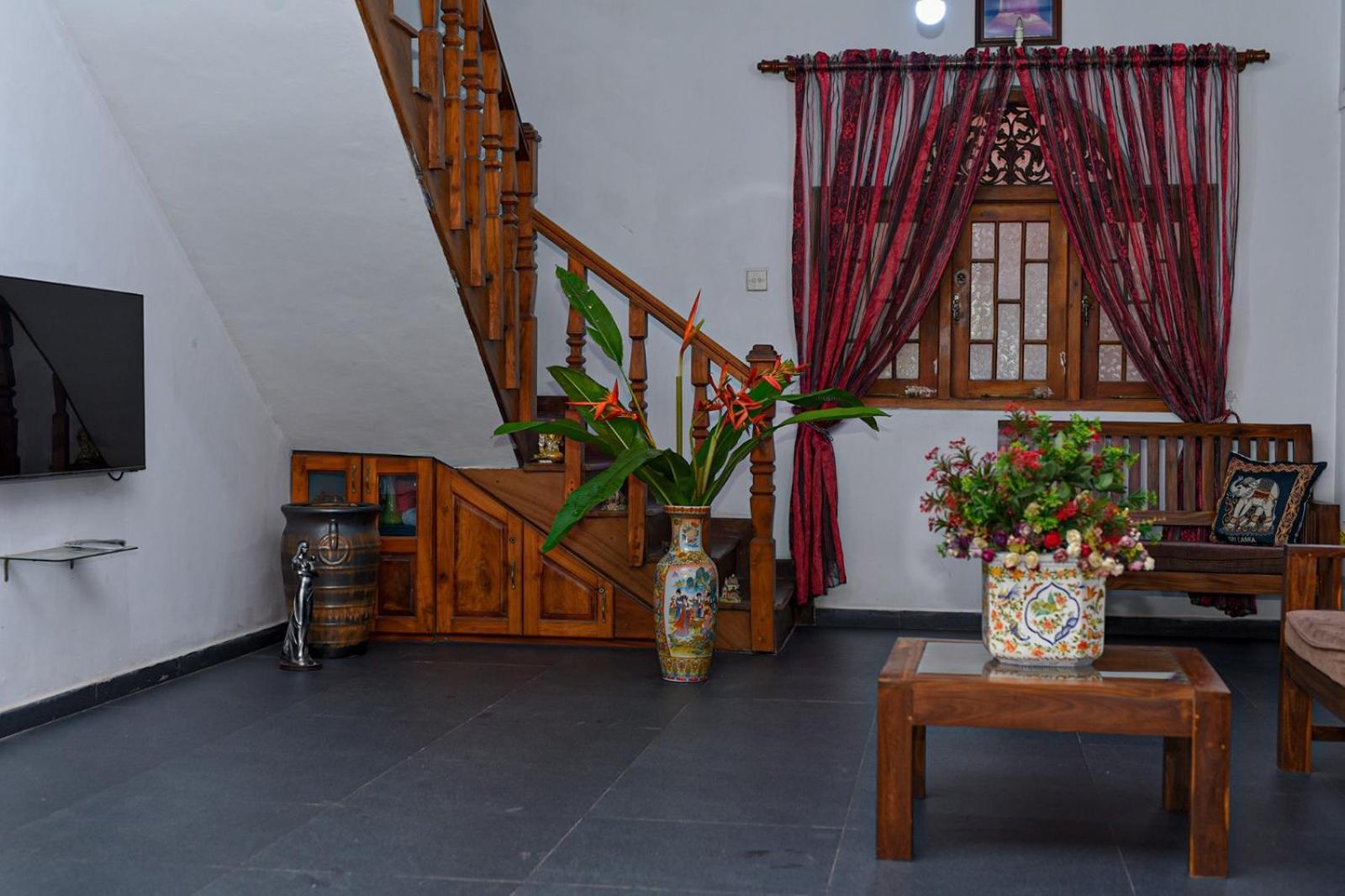 4Ty Two Homestay Galle Bagian luar foto