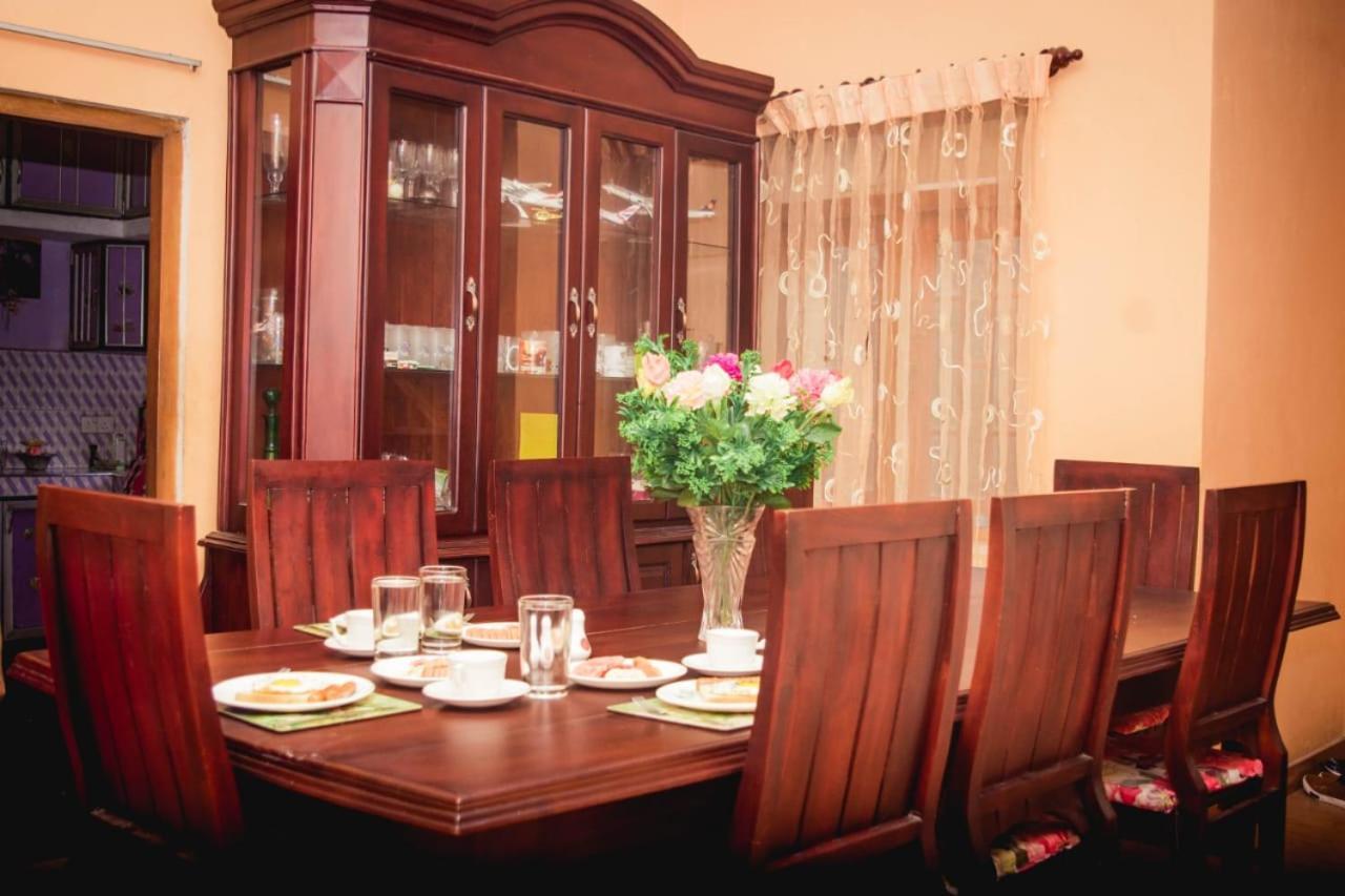 4Ty Two Homestay Galle Bagian luar foto