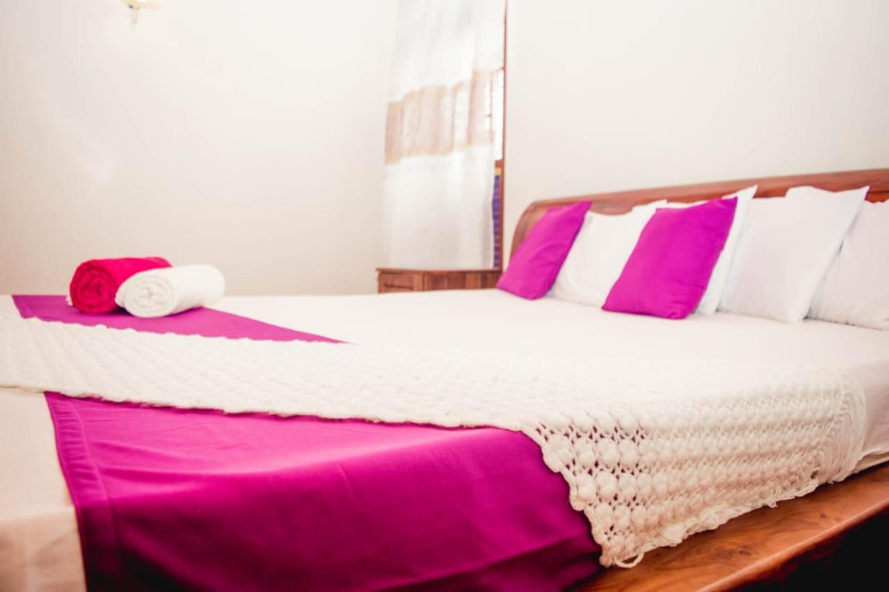 4Ty Two Homestay Galle Bagian luar foto